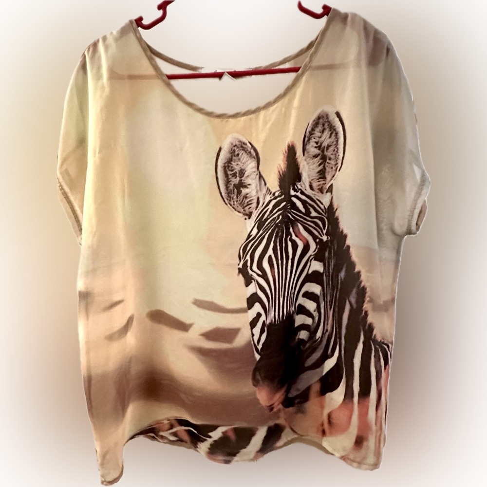 Forever 21 | Semi Sheer Zebra Graphic Short Sleeve Top | L